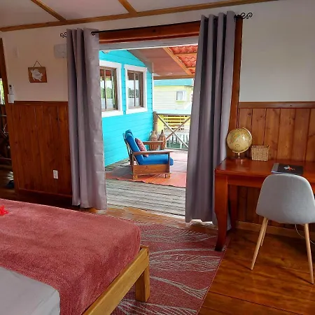 The Sunsetter Bed & Breakfast Bocas del Toro Exterior photo