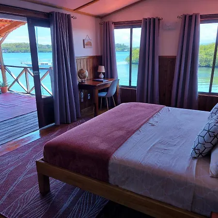 The Sunsetter Bed & Breakfast Bocas del Toro Exterior photo